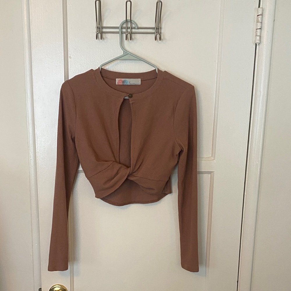 Free People long sleeved crop top